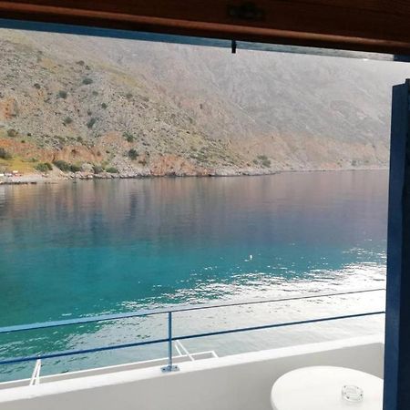 Maistrali Studio With Sea View Daire Loutro Dış mekan fotoğraf